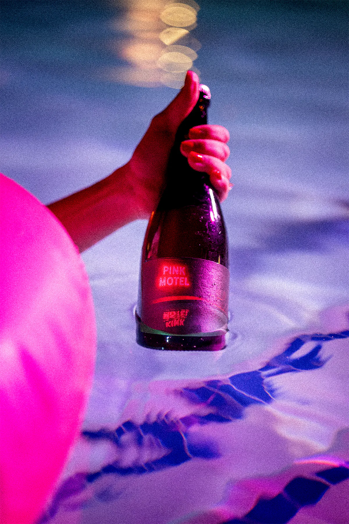 Pink motel 2